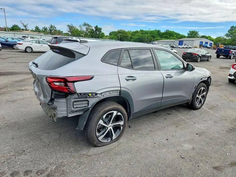 2025 CHEVROLET TRAX 1RS  