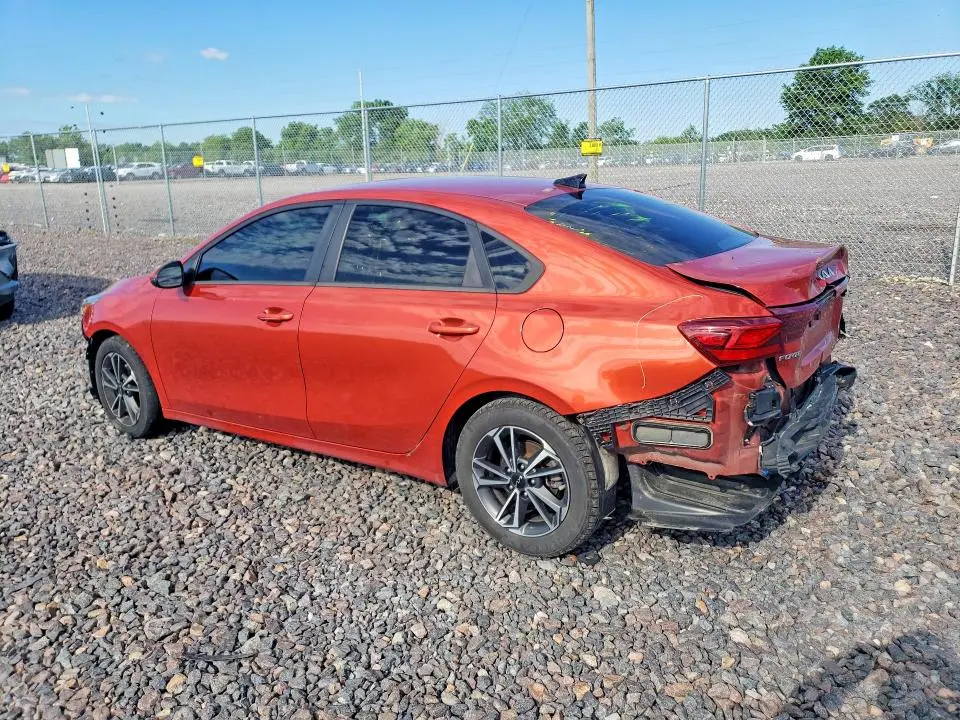 2022 KIA FORTE LXS  