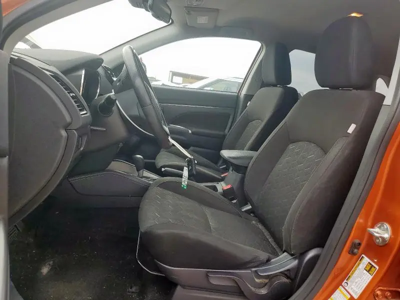 2020 MITSUBISHI OUTLANDER SPORT SE  