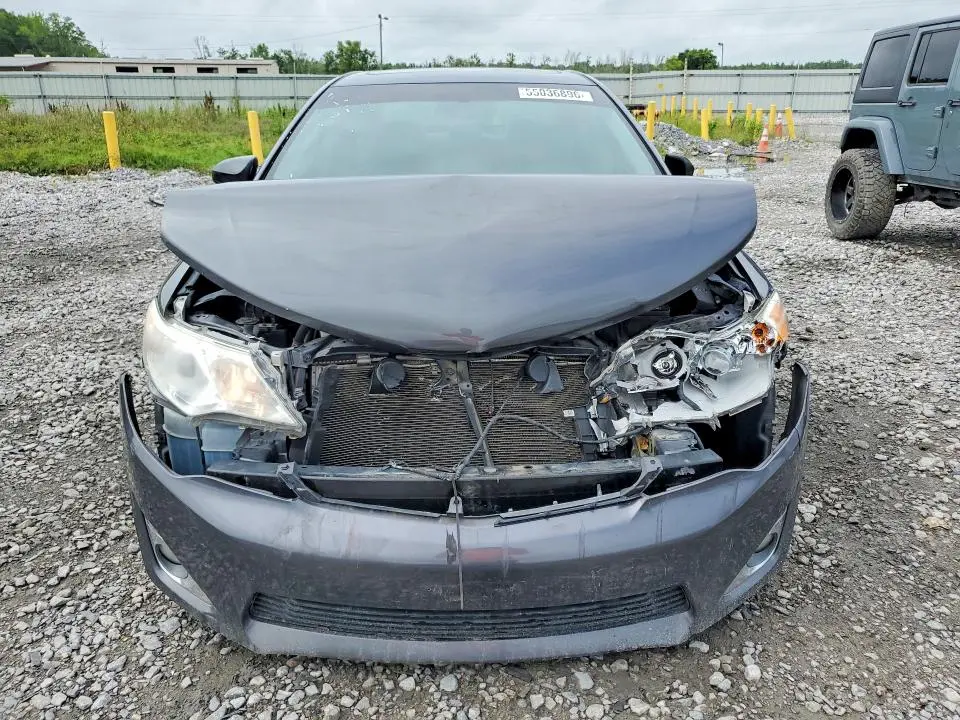 2012 TOYOTA CAMRY XLE  
