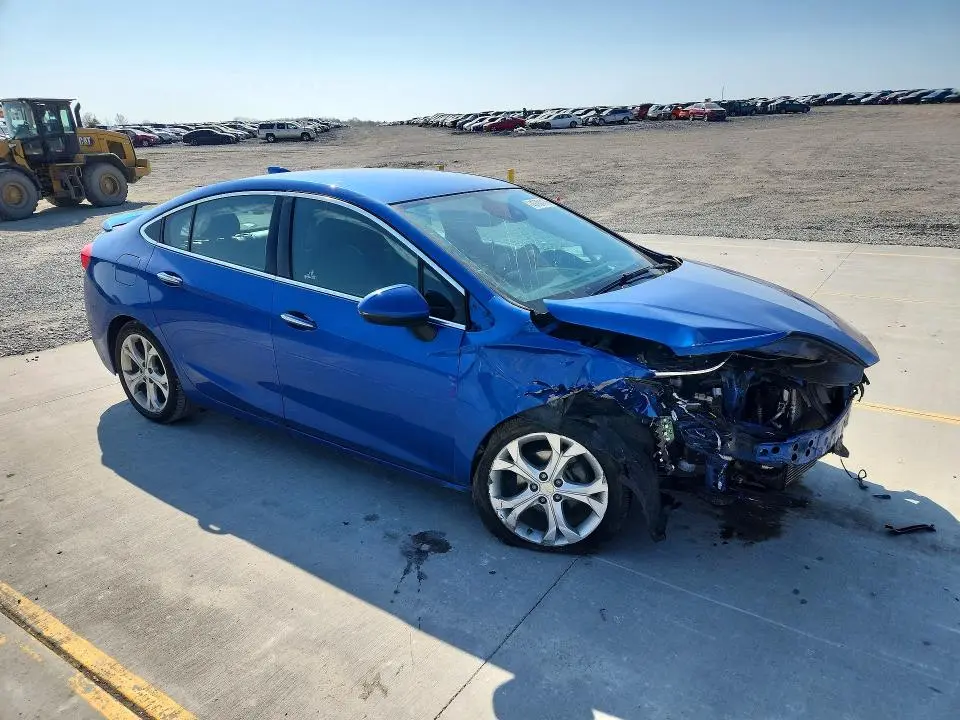 2016 CHEVROLET CRUZE PREMIER  