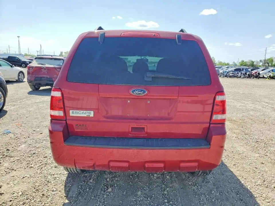 2010 FORD ESCAPE XLT  