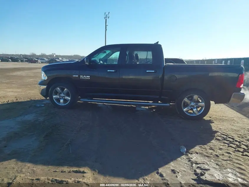 2017 RAM 1500 LONE STAR  4X4 5'7 BOX