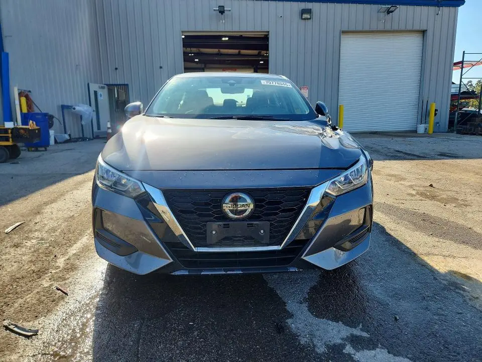 2020 NISSAN SENTRA SV  