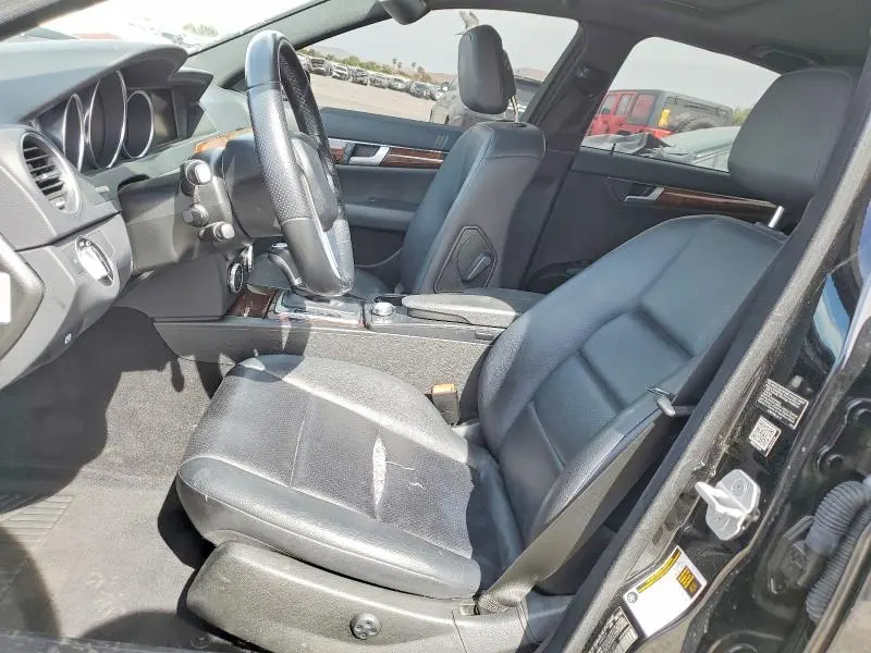 2014 MERCEDES-BENZ C 250  