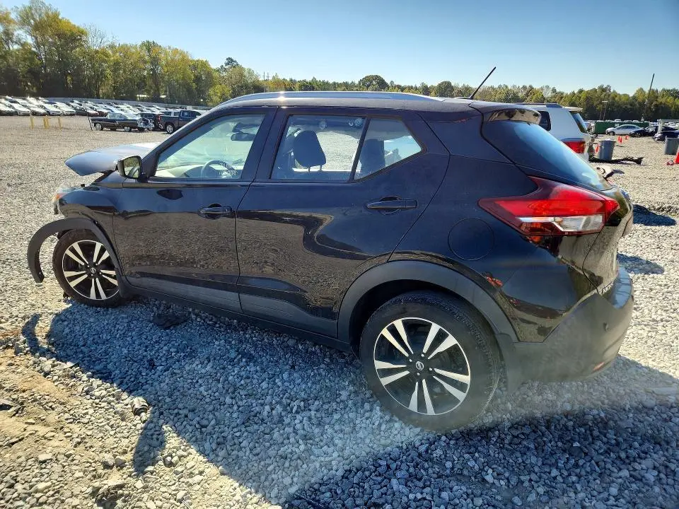 2020 NISSAN KICKS SV  