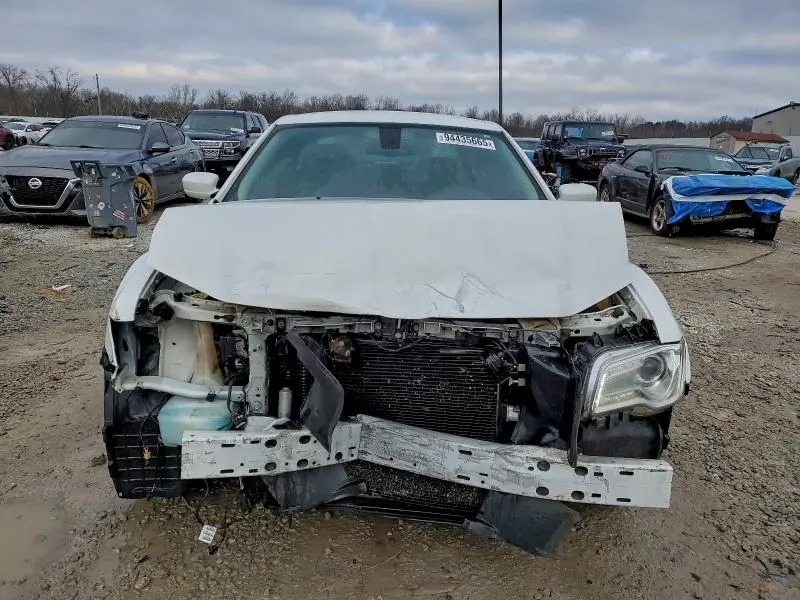 2015 CHRYSLER 300 LIMITED  