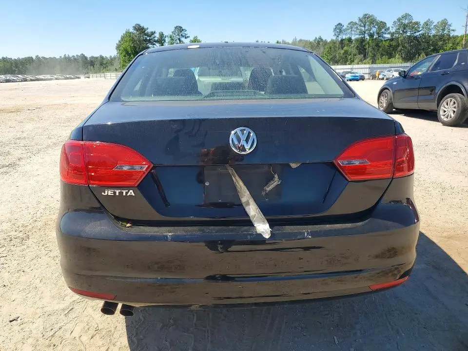 2013 VOLKSWAGEN JETTA BASE  