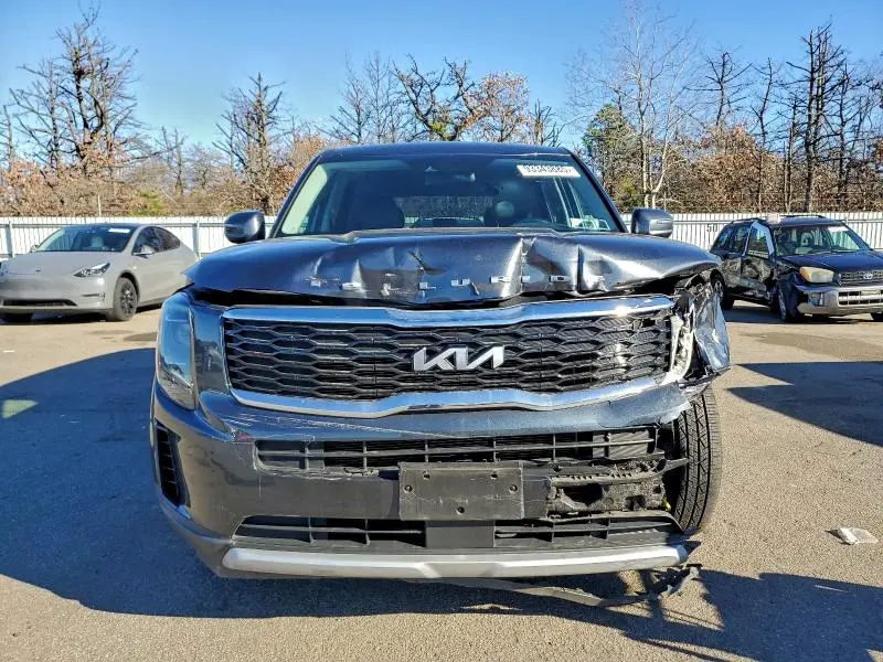 2022 KIA TELLURIDE LX  