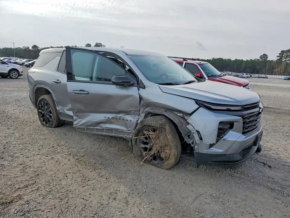 2024 CHEVROLET TRAVERSE LS  