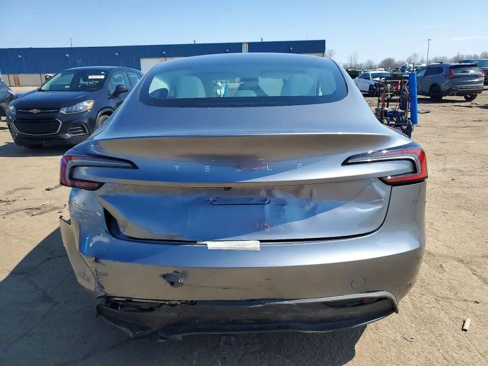 2025 TESLA MODEL 3   