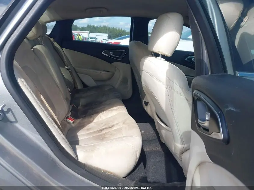 2016 CHRYSLER 200 LIMITED