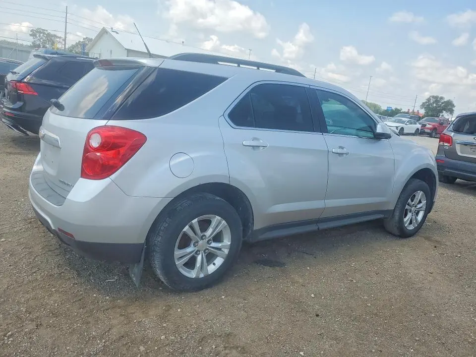 2011 CHEVROLET EQUINOX LT  