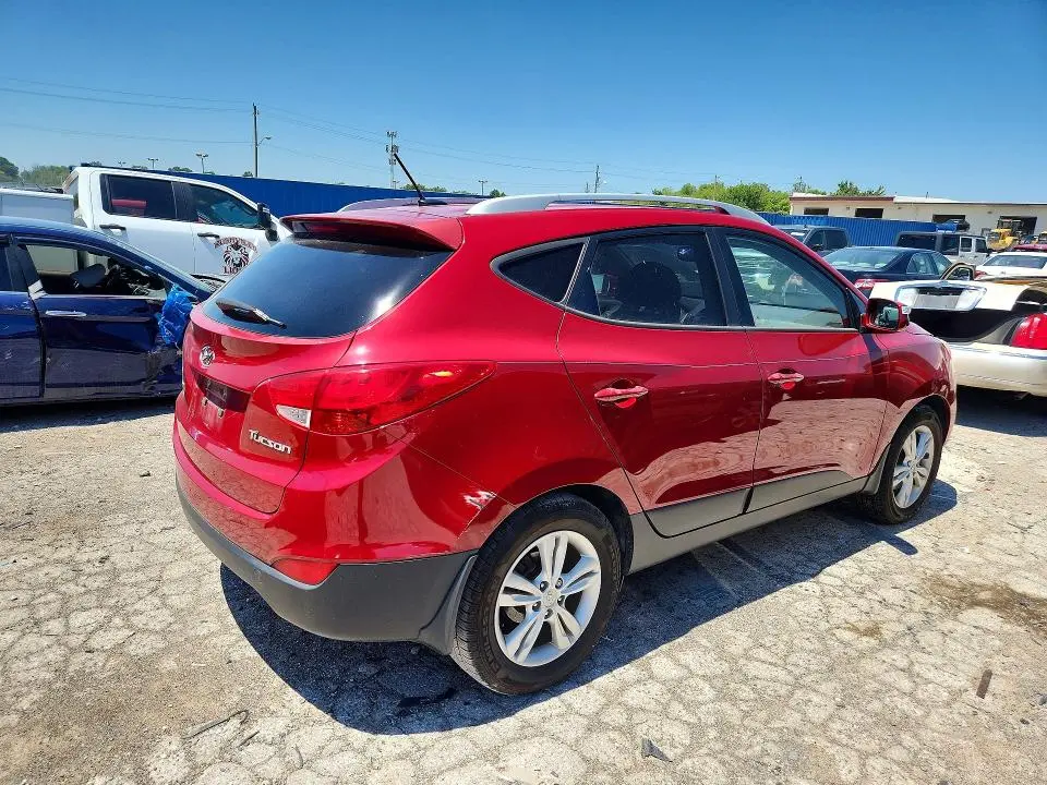 2013 HYUNDAI TUCSON GLS  