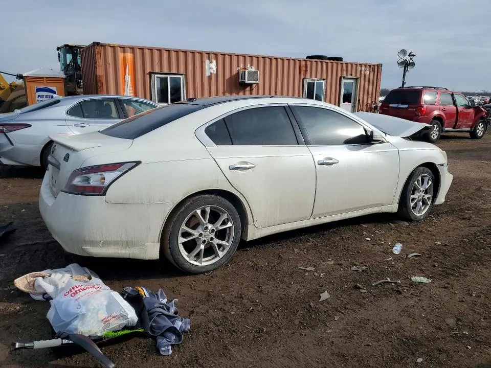 2014 NISSAN MAXIMA S  