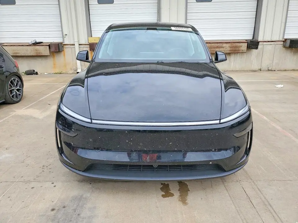 2026 TESLA MODEL Y   
