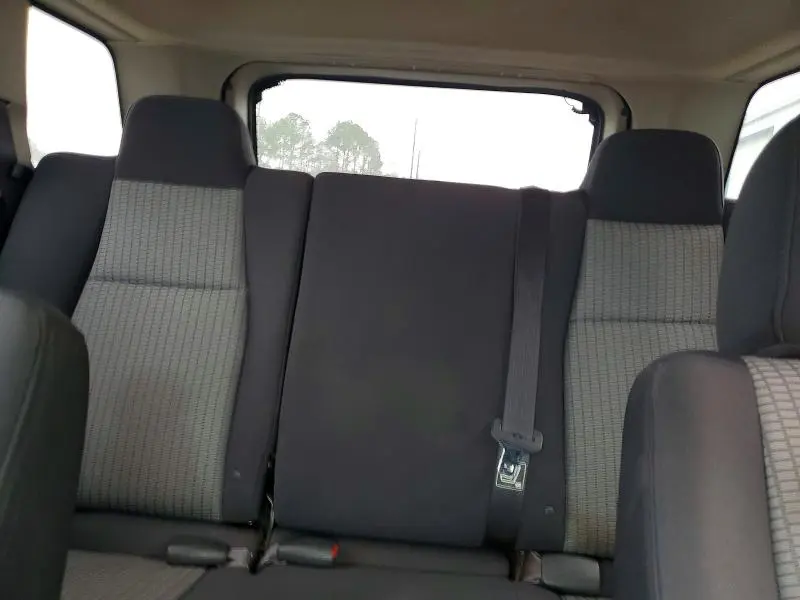 2010 JEEP GRAND CHEROKEE LAREDO  