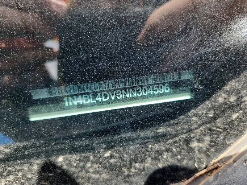 2022 NISSAN ALTIMA SV  