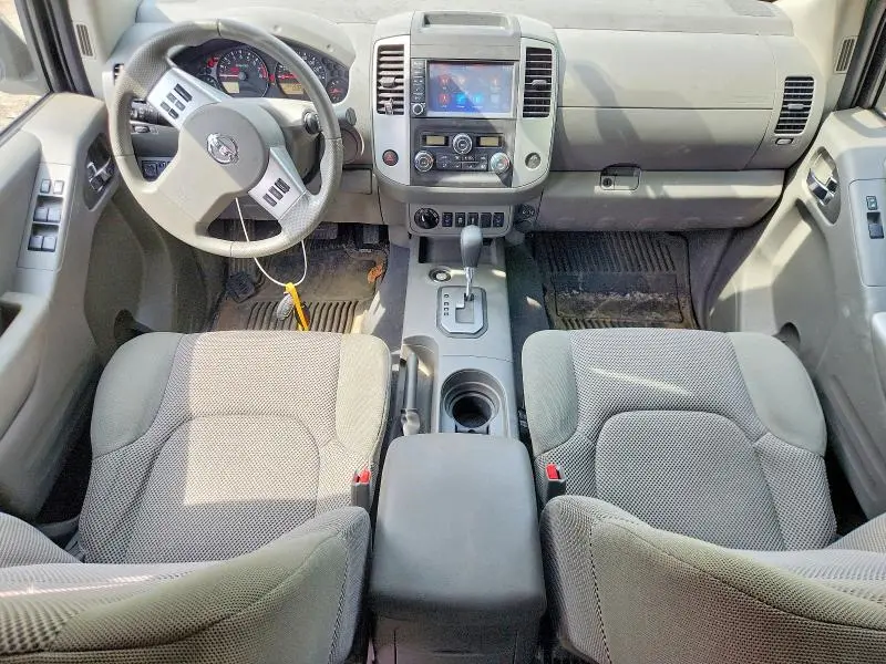 2020 NISSAN FRONTIER SV  