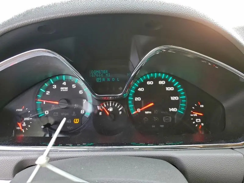 2014 CHEVROLET TRAVERSE LS  