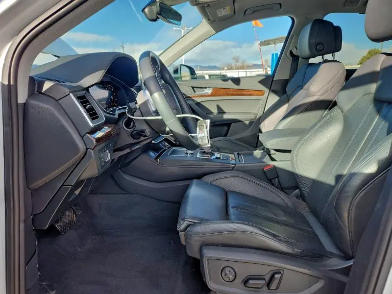 2020 AUDI Q5 PREMIUM PLUS  