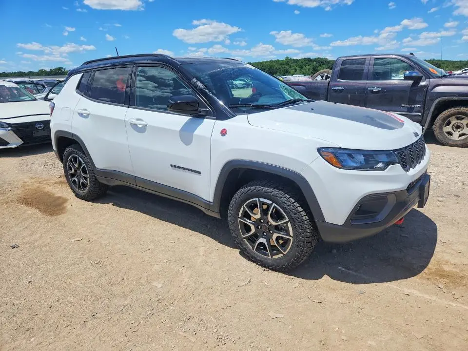 2025 JEEP COMPASS TRAILHAWK  