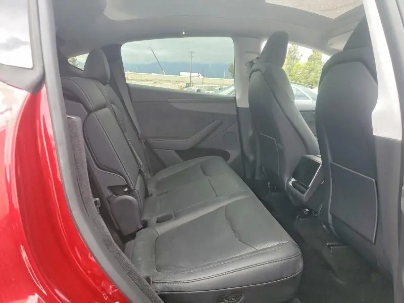 2026 TESLA MODEL Y   