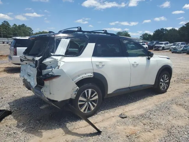 2024 NISSAN PATHFINDER SL  