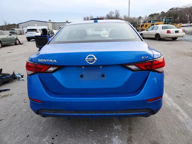 2022 NISSAN SENTRA SV  