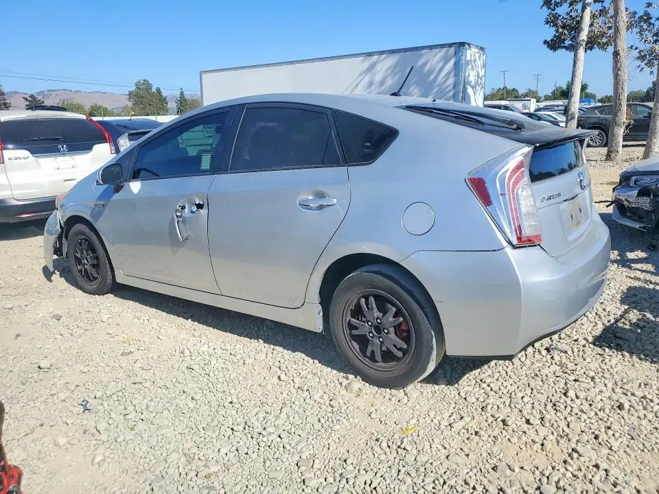 2015 TOYOTA PRIUS TWO  