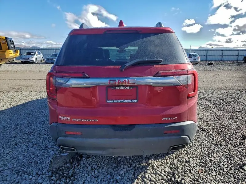 2022 GMC ACADIA AT4  