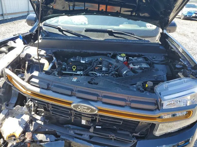 2024 FORD MAVERICK LARIAT TREMOR  