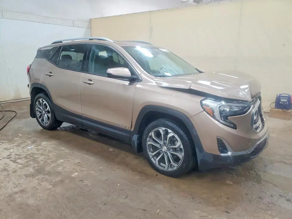 2018 GMC TERRAIN SLT  