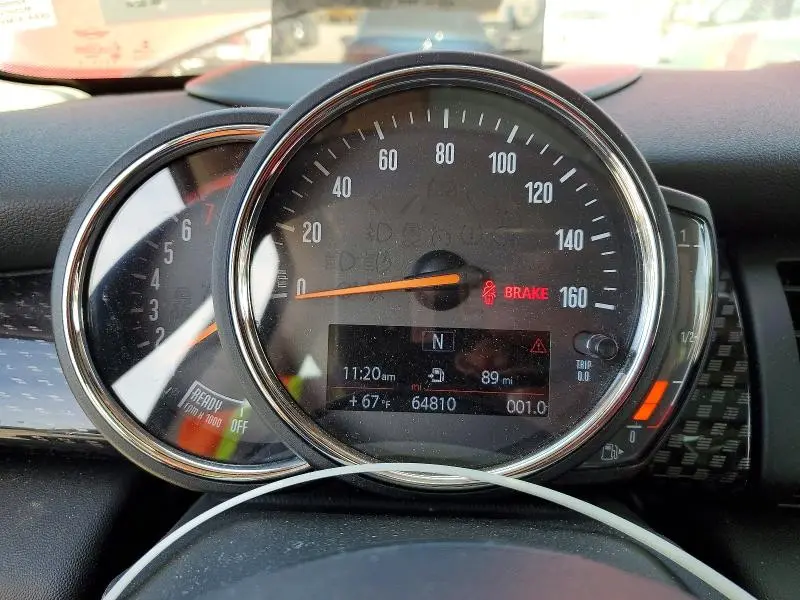 2018 MINI COOPER S  
