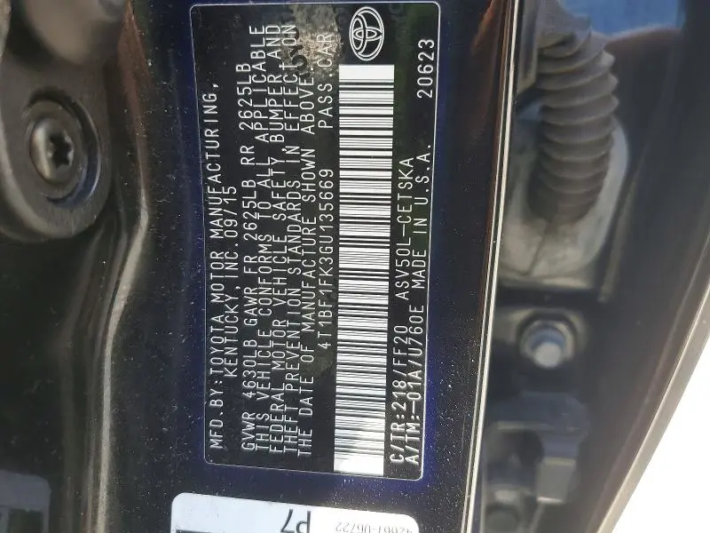 2016 TOYOTA CAMRY SE  