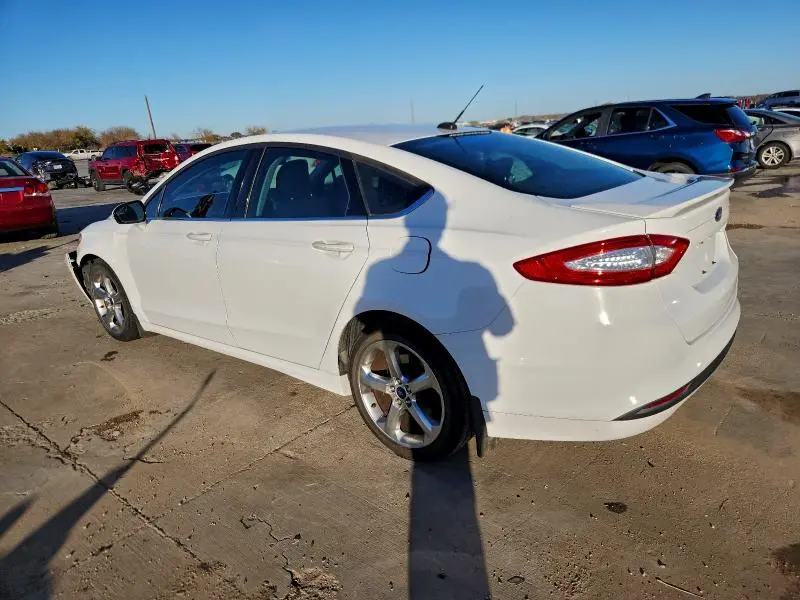 2015 FORD FUSION SE  