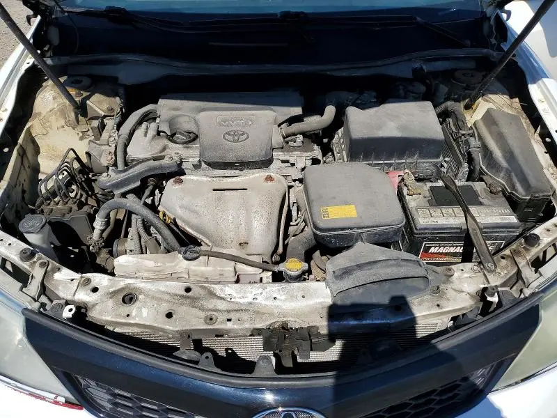 2014 TOYOTA CAMRY L  