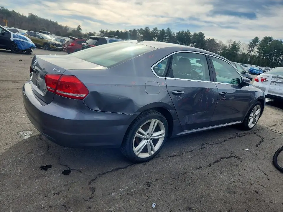 2014 VOLKSWAGEN PASSAT SE  