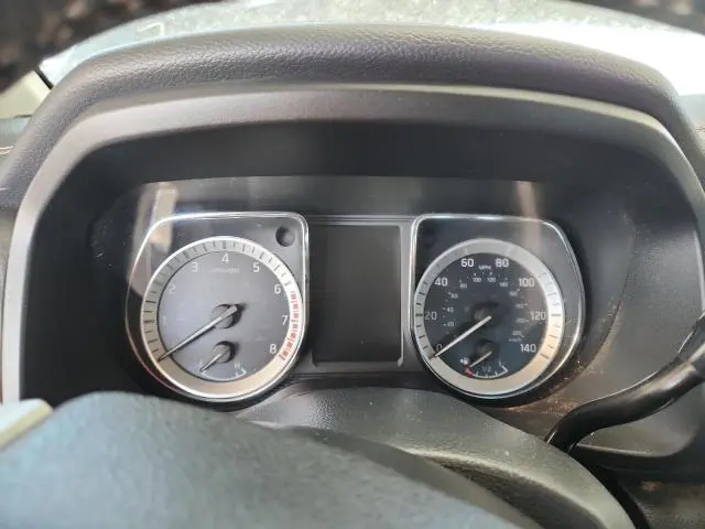 2017 NISSAN TITAN SV
