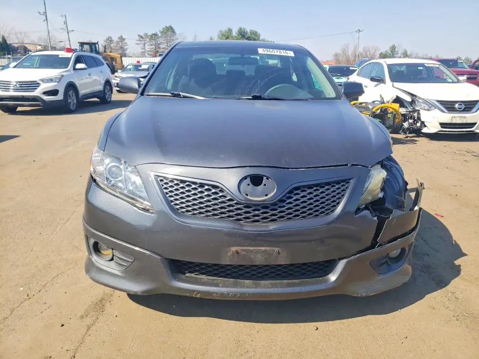 2010 TOYOTA CAMRY SE  