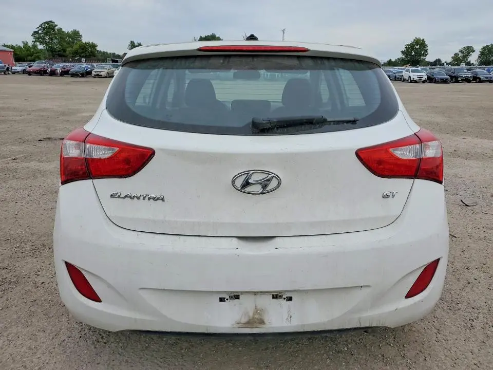 2016 HYUNDAI ELANTRA GT BASE  
