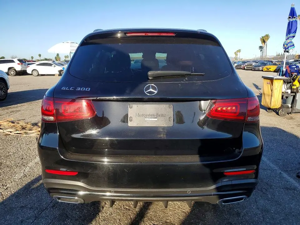 2021 MERCEDES-BENZ GLC 300  