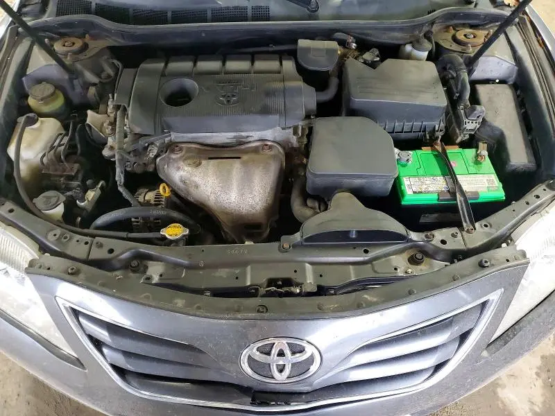2011 TOYOTA CAMRY LE  