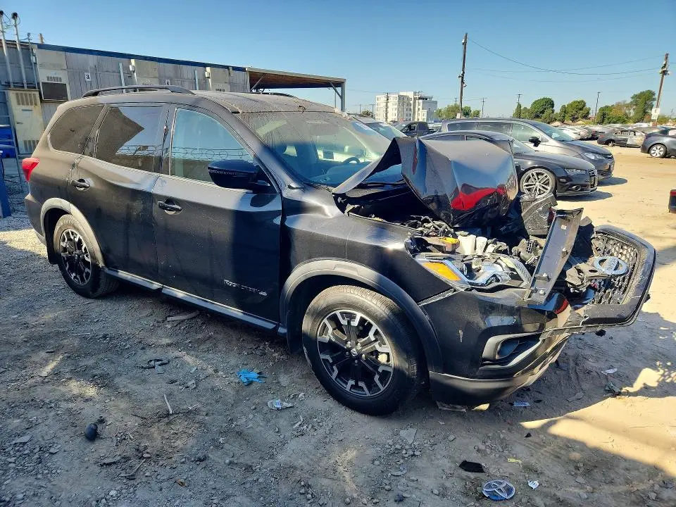 2020 NISSAN PATHFINDER SV  