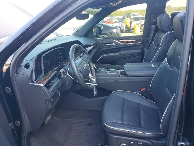 2024 CADILLAC ESCALADE PREMIUM LUXURY  