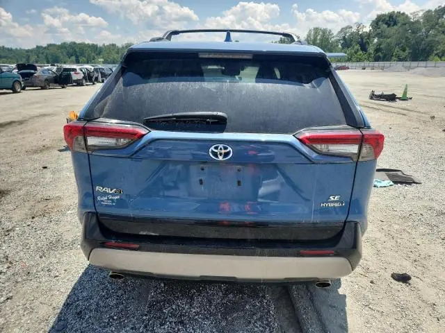 2022 TOYOTA RAV4 SE  