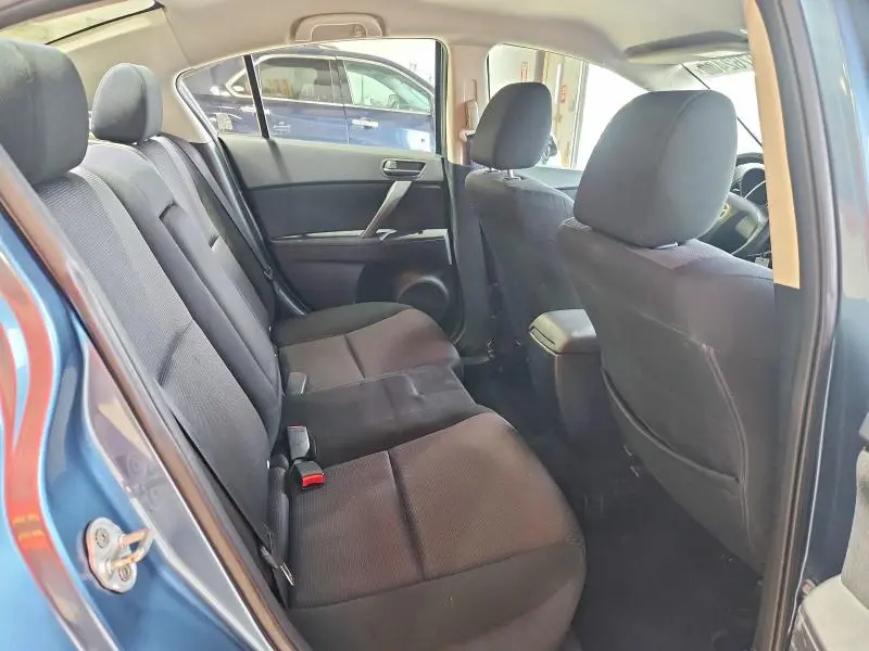 2010 MAZDA 3 I  