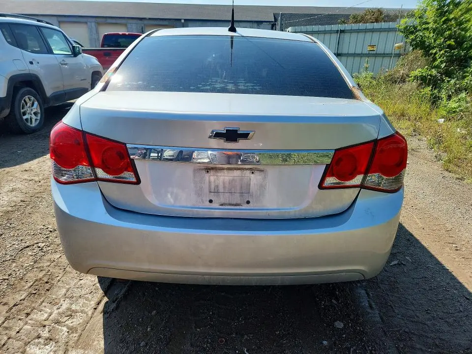 2012 CHEVROLET CRUZE LS  