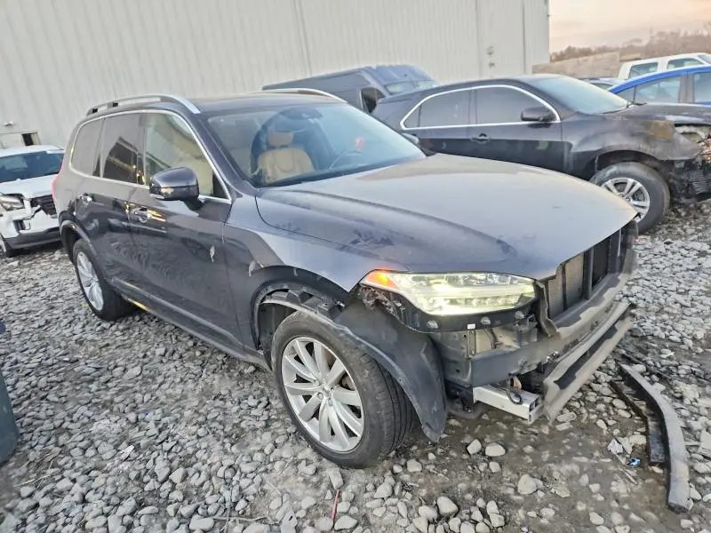 2016 VOLVO XC90 T6  