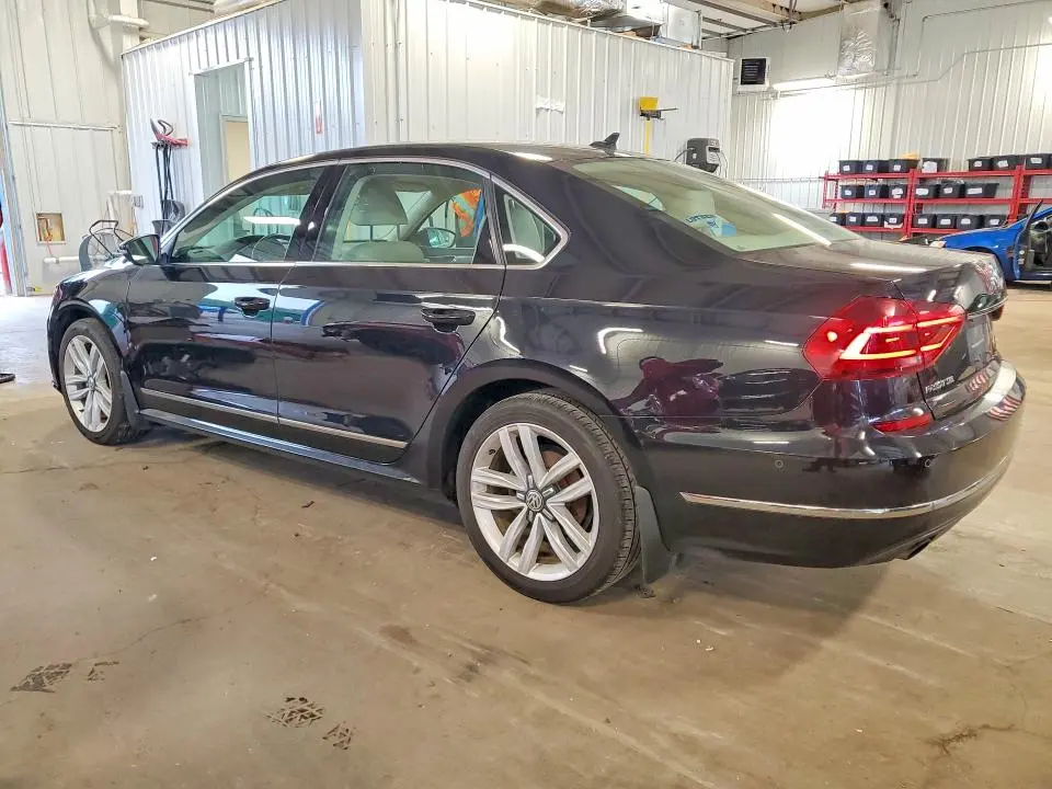 2017 VOLKSWAGEN PASSAT SEL PREMIUM  